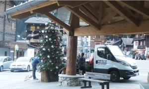 albero natale staffa