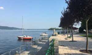 arona lungo lago barche