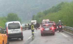 auto cappottata mergozzo superstrada apr 18