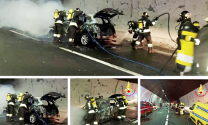 incendio auto galleria a26 feb 21 mix