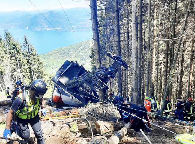 mottarone funivia uomo soccorso cabina