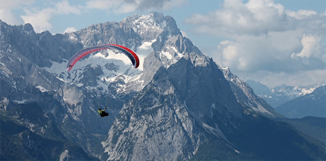 parapendio red bull x alps