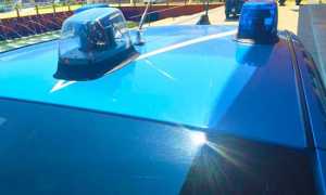 polizia auto lamperggianti