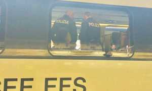 polizia treno documenti