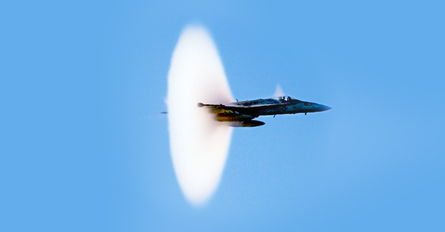 aereo supersonico caccia suono
