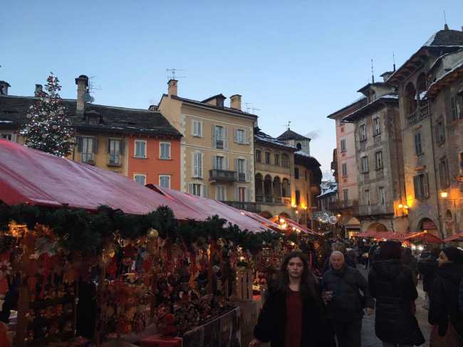 piazza mercato mercatini natale