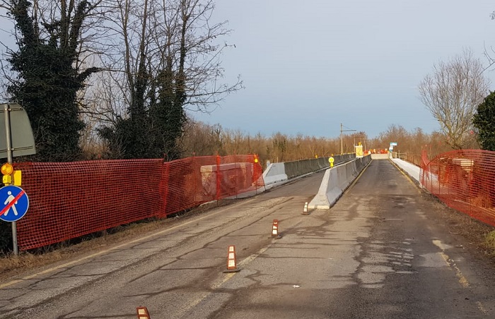 Nuovi controlli sul ponte Nino Cerruti di Biella dopo la voragine