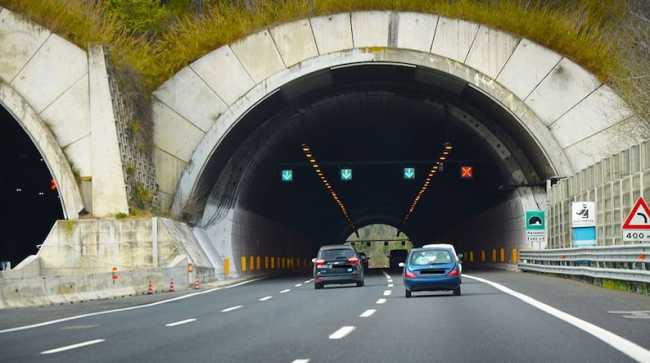  Chiusura ponte, sospeso pedaggio autostradale fra Sesto Calende e Castelletto Ticino