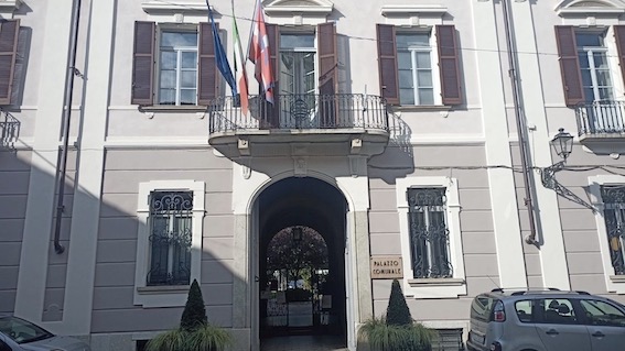 Gozzano, dopo il consiglio comunale botta e risposta minoranza-amministrazione